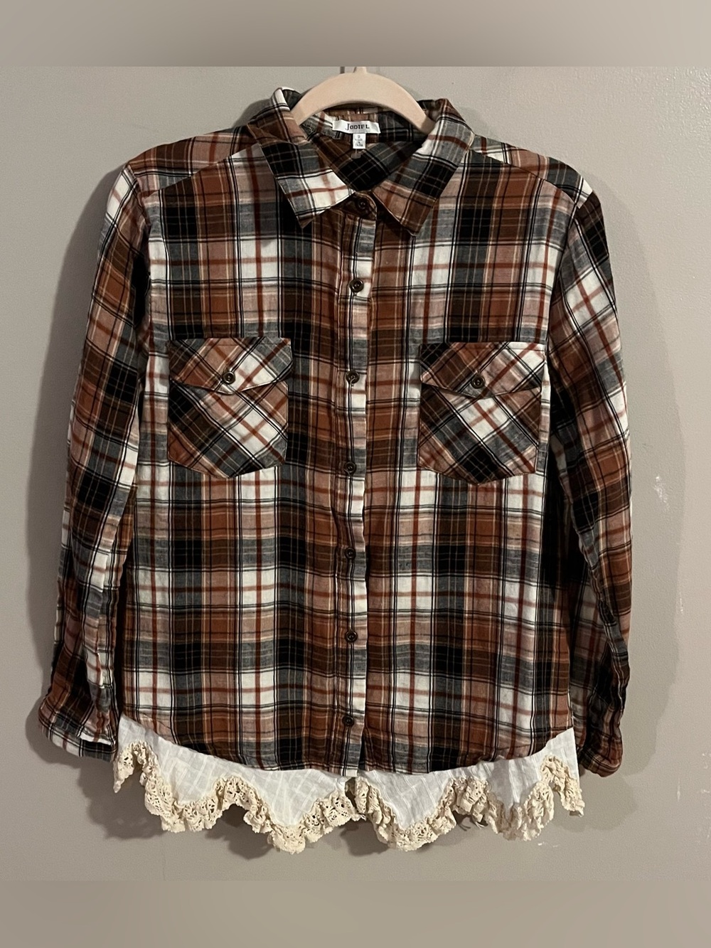 $6❤️Bundled JODIFL Shirt